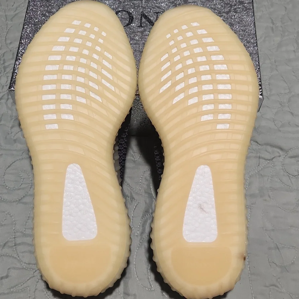 ADIDAS YEEZI BOOTS 350 CARBON Men's 12 1/2. - Picture 4 of 15